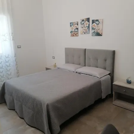 Aurosa Vacanze Bed & Breakfast