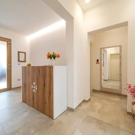 Aurosa Vacanze Bed & Breakfast